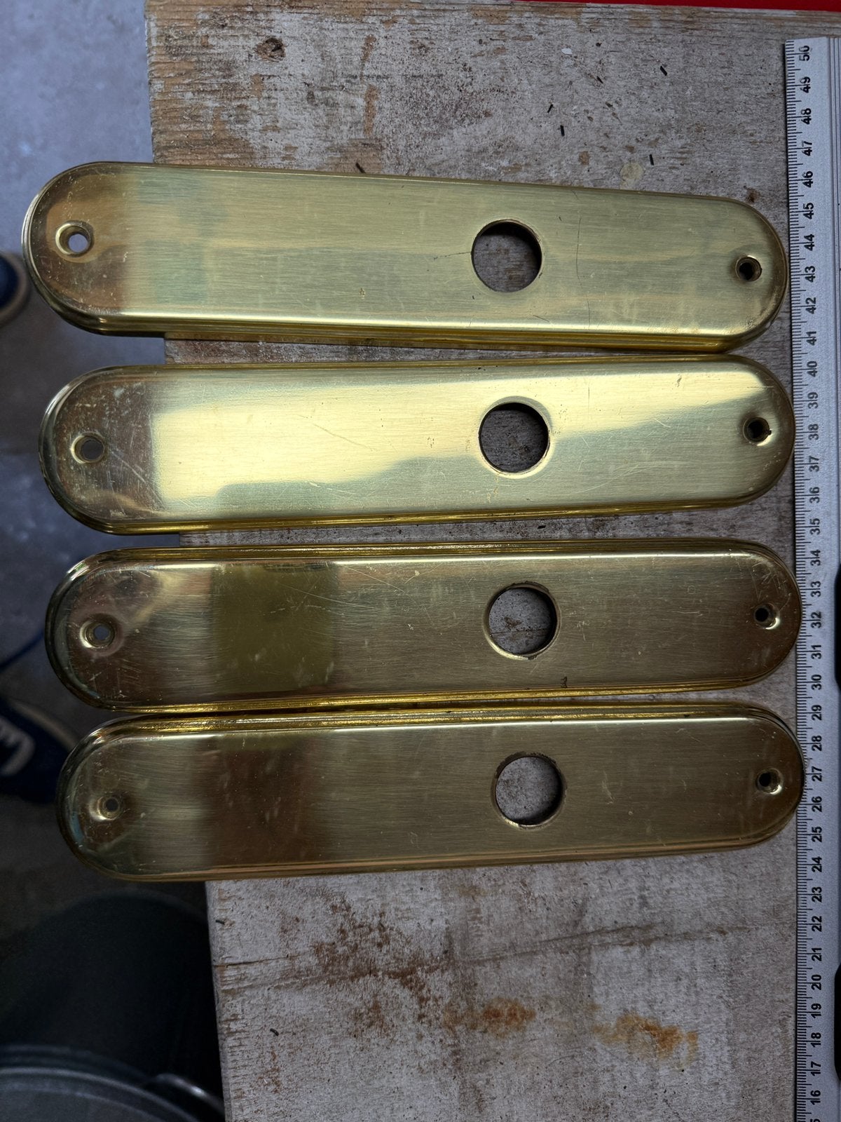 4 koperen/messing schildjes, Ophalen of Verzenden, Gebruikt, Koper of Messing, Overige typen
