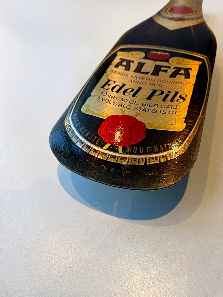 Reclamebord Alfa edel pils in vorm bierfles groot, 20x70cm, Ophalen of Verzenden, Nieuw, Reclamebord, Plaat of Schild, Overige merken