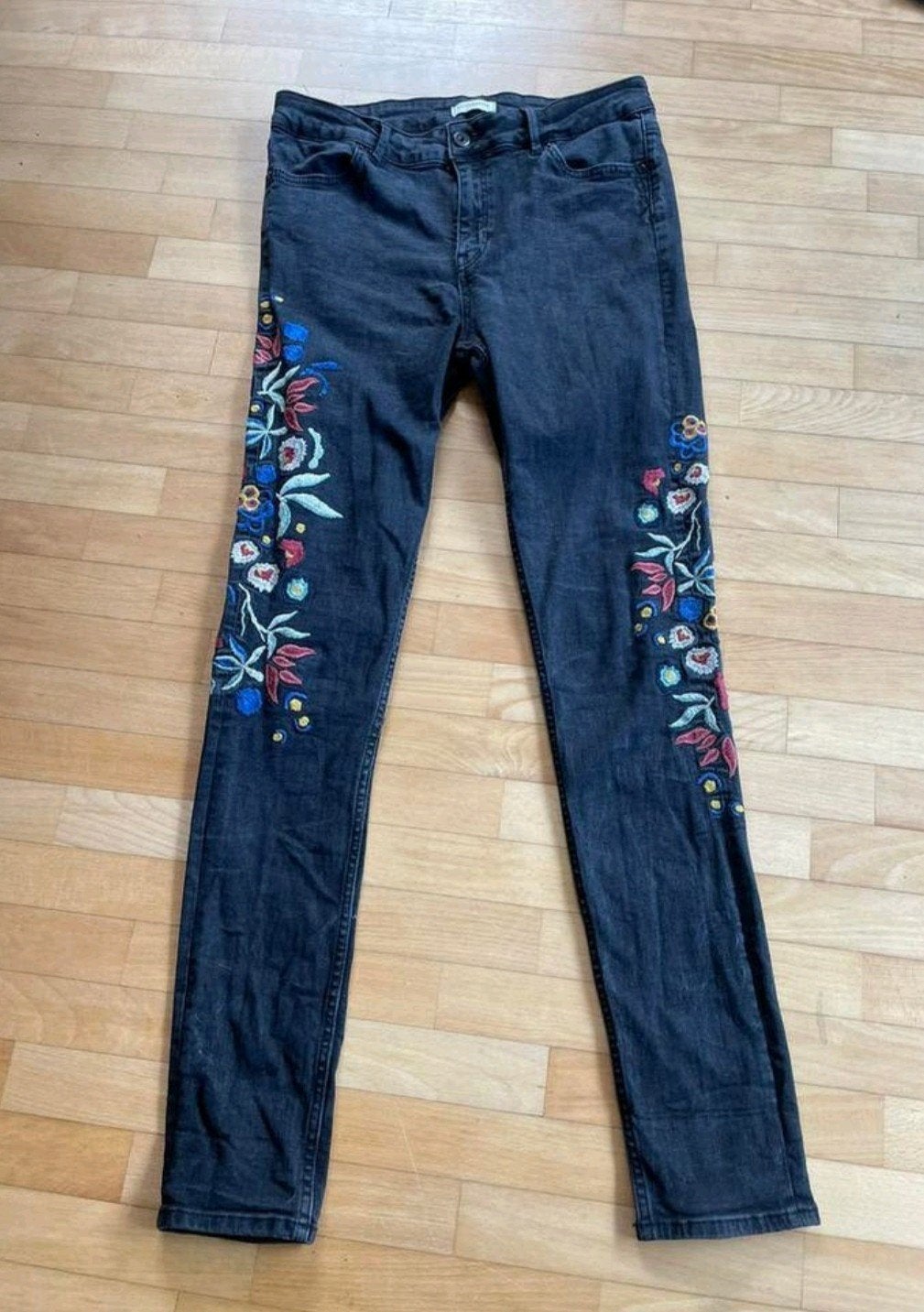 Silvercreek Stretch Hippie Jeans W31 L32 bloemen grijs, Silver Creek, Ophalen of Verzenden, W30 - W32 (confectie 38/40), Grijs