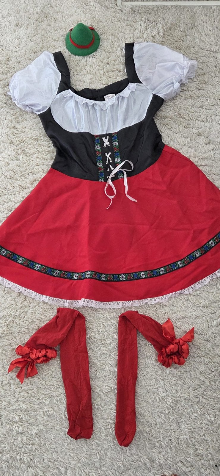 Oktoberfest feedt outfit, Carnaval, Maat 42/44 (L), Ophalen of Verzenden, Zo goed als nieuw