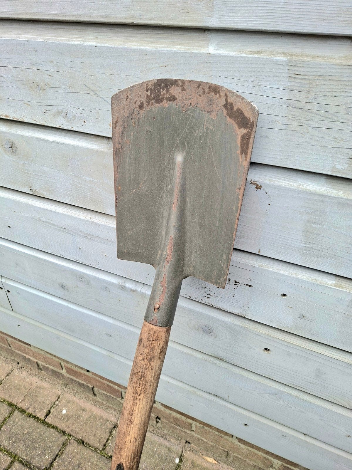 Steekschop; spade; Stalen blad met houten steel, Tuin en Terras, Ophalen