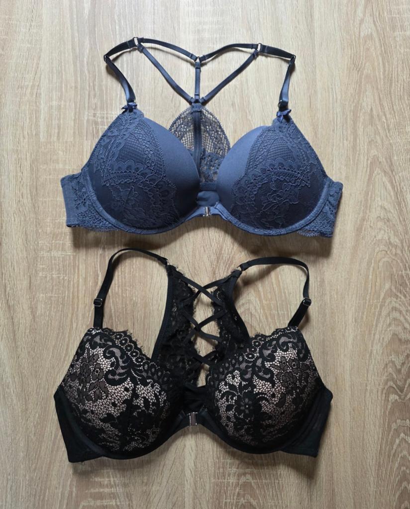2x Hunkemöller BH's - 80B, Hunkemöller, Ophalen of Verzenden, Blauw, BH