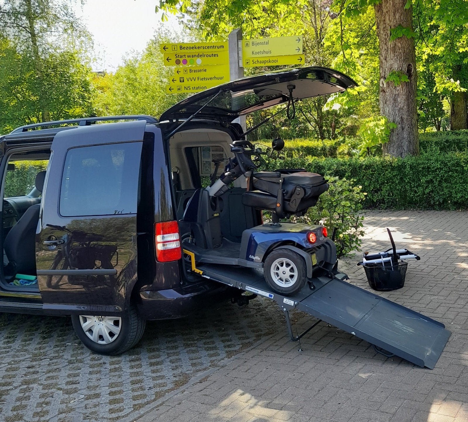 scootmobiel meenemen in auto met vaste opklapbare oprijplaat, Ophalen, Gebruikt