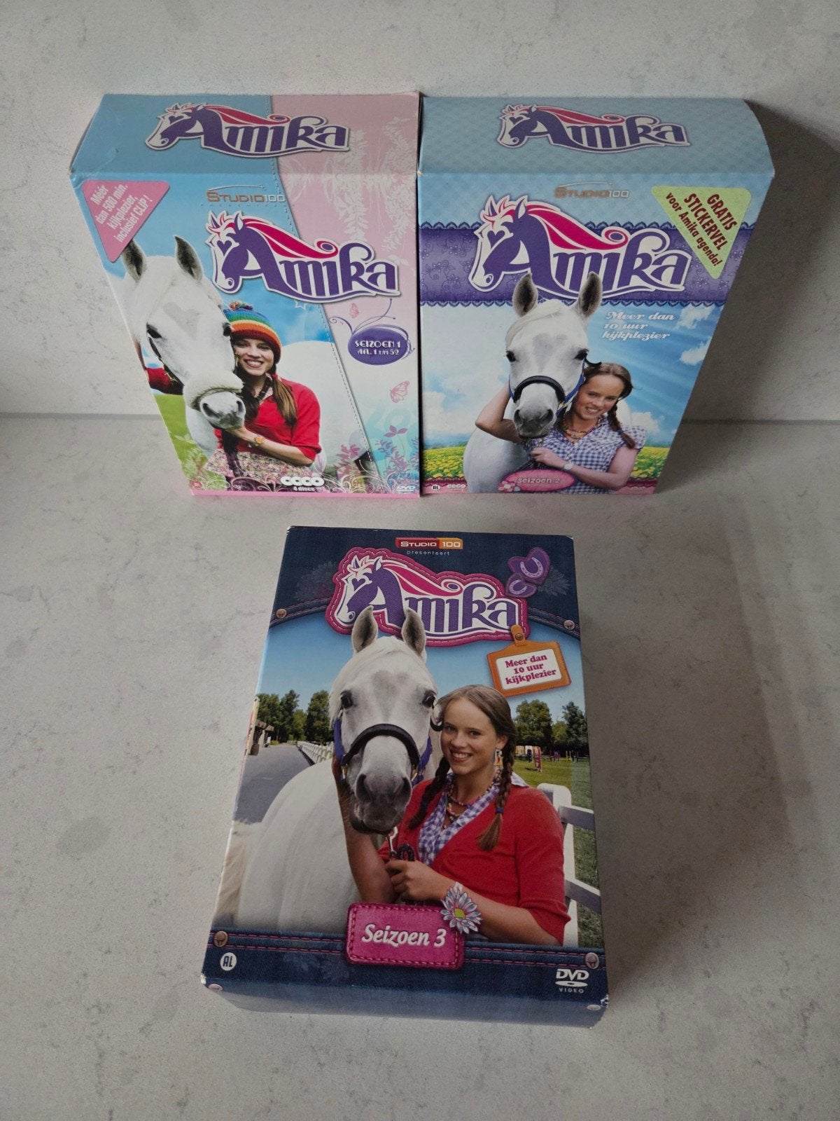Amika - Complete serie seizoen 1 tm 3, Cd's en Dvd's, Alle leeftijden, Ophalen of Verzenden, Zo goed als nieuw