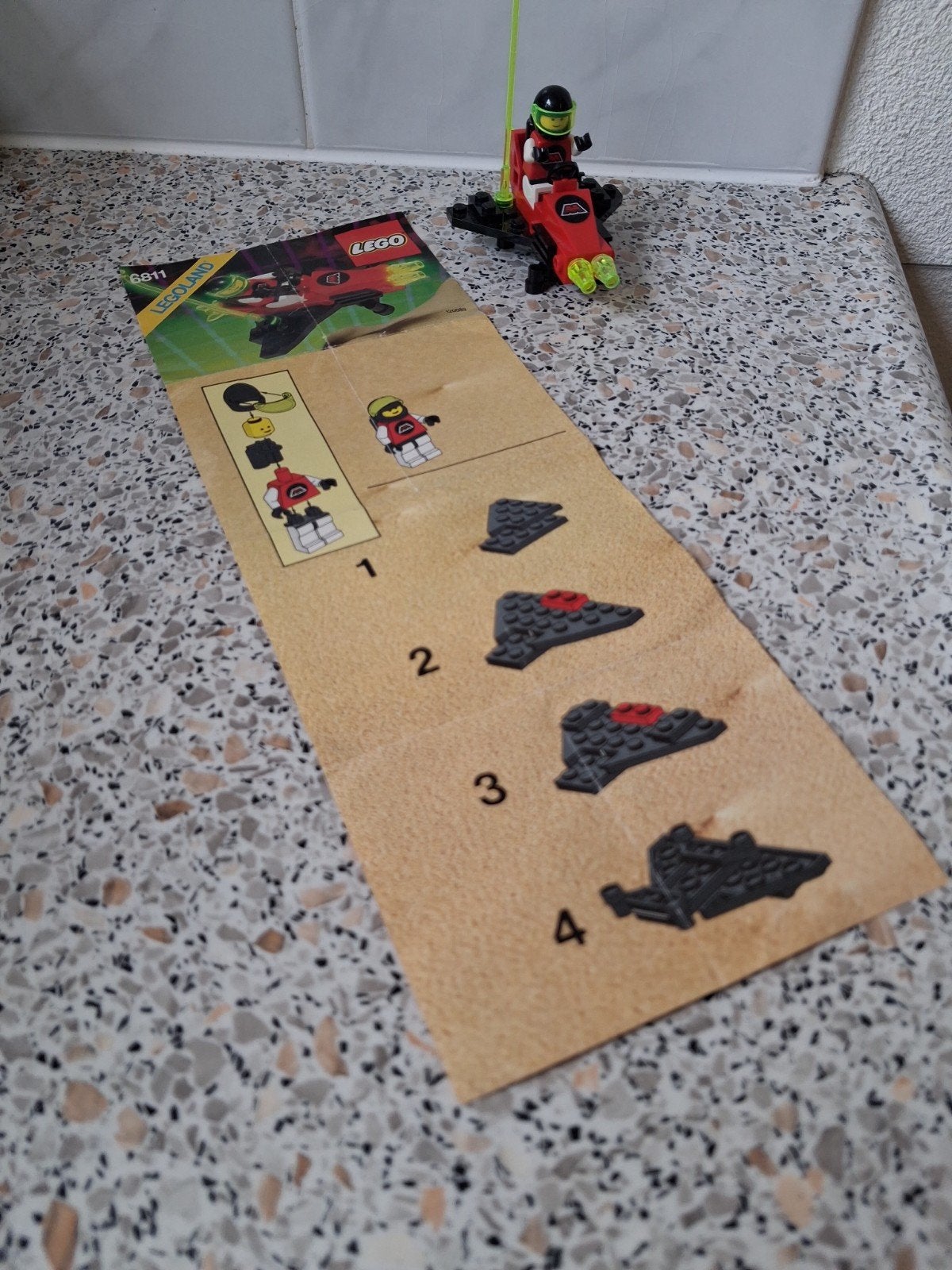LEGO Space M-Tron 6811 Pulsar Charger, Ophalen of Verzenden