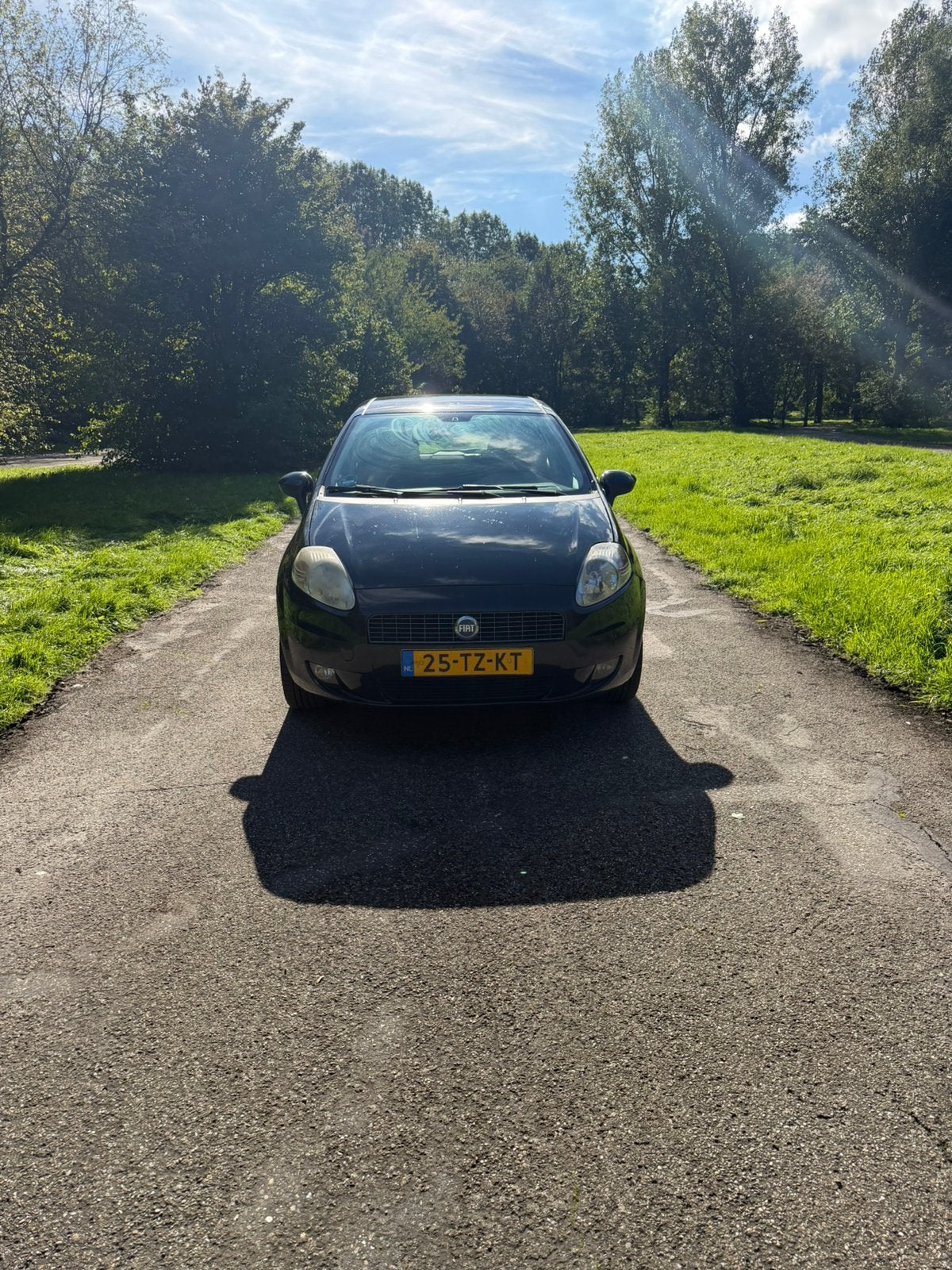 Fiat Punto 1.4 2007 5DRS NIEUWE APK, Auto's, Voorwielaandrijving, 40 €/maand, Zwart, 4 cilinders