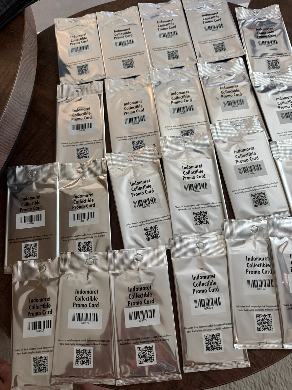 Indomaret pokemon packs 1000x, Ophalen of Verzenden, Zo goed als nieuw, Overige typen