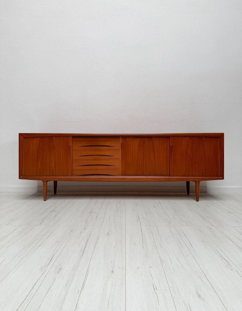 Axel Christensen ACO teak dressoir Deens design jaren 60
