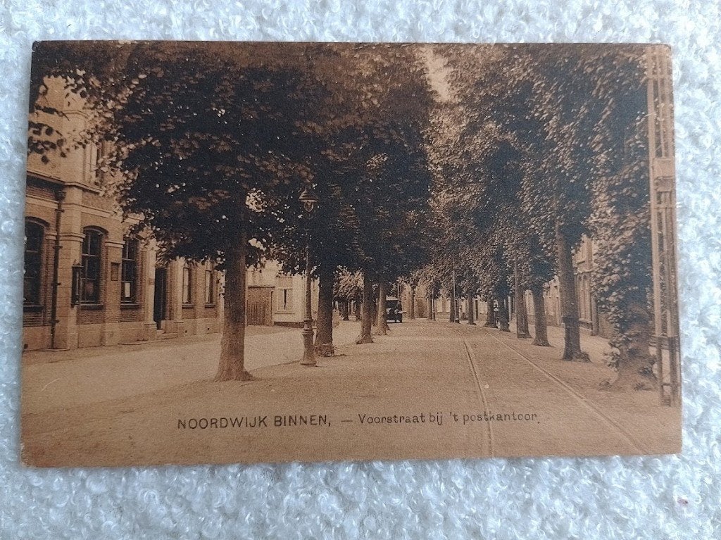 Noordwijk Binnen, Voorstraat bij postkantoor, ansichtkaart, Ophalen of Verzenden, 1940 tot 1960, Gelopen, Zuid-Holland