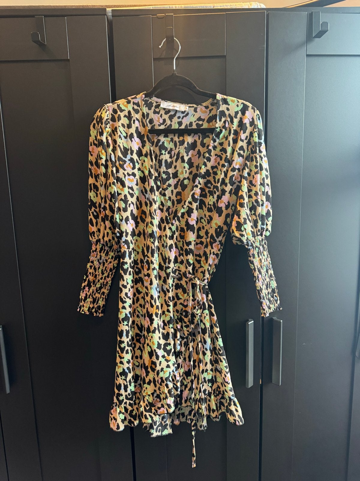 Ambika Roberta Panterprint omslag Jurk Maat S, Kleding | Dames, Jurken, Overige kleuren, Ophalen of Verzenden, Zo goed als nieuw