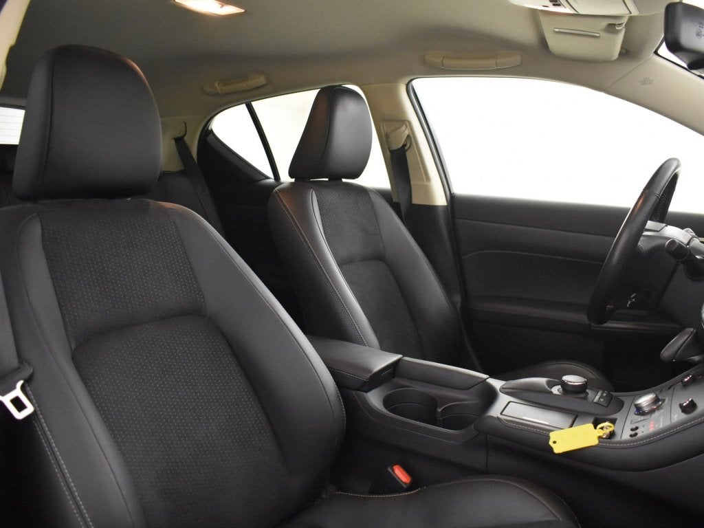 Lexus CT 200h Sport Edition | Allseasons | Stoelverwarming |, Auto's, 12 maanden, 136 pk, Gebruikt, Euro 6