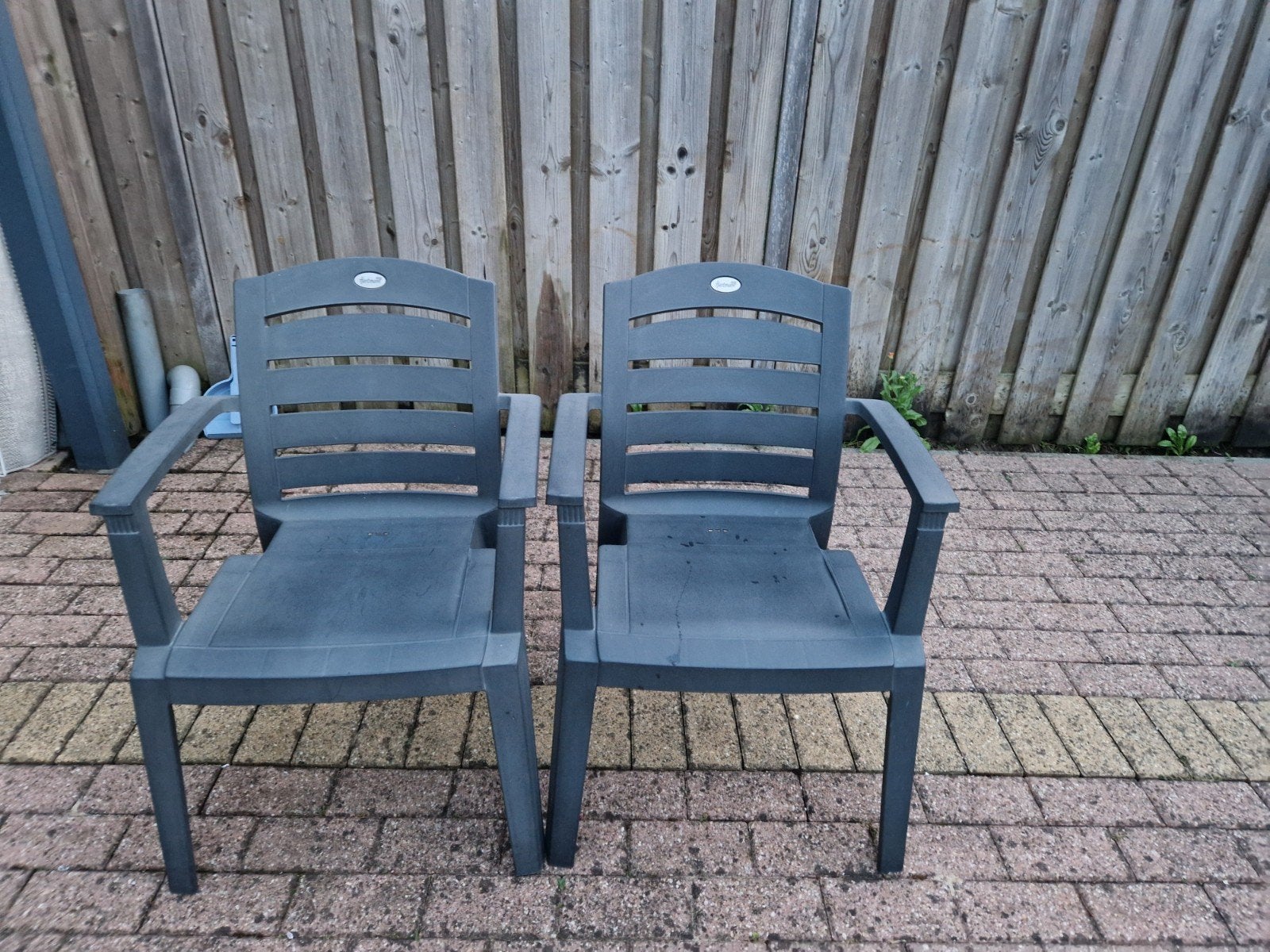 2 groene Hartman tuinstoelen, Ophalen of Verzenden, Gebruikt, Kunststof