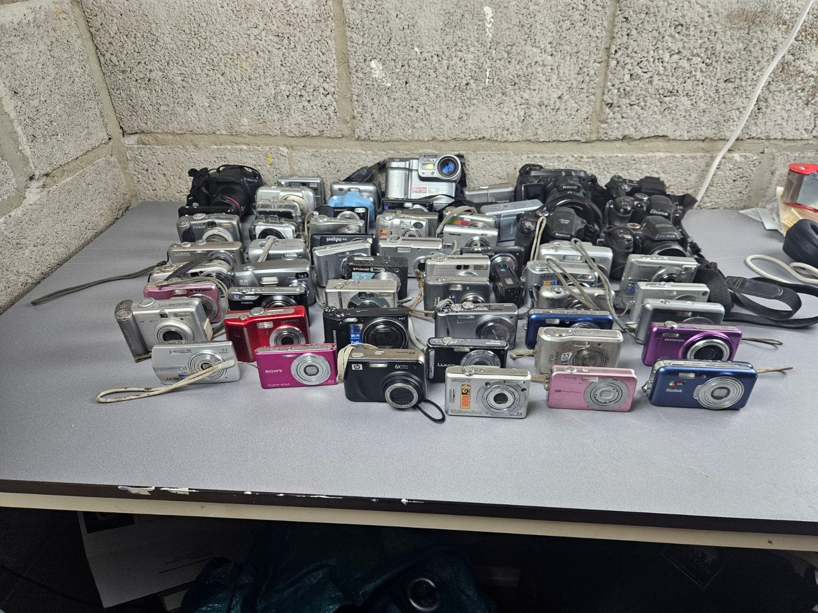 Partij 60 stuks Digitale Camera's Defect Sony Canon Fujifilm, ., Ophalen of Verzenden, Compactcamera, .
