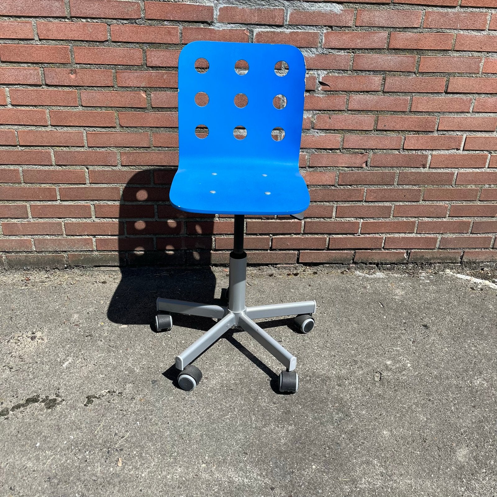 Blauwe bureaustoel met wielen, Ophalen of Verzenden, Gebruikt, Blauw, Bureaustoel