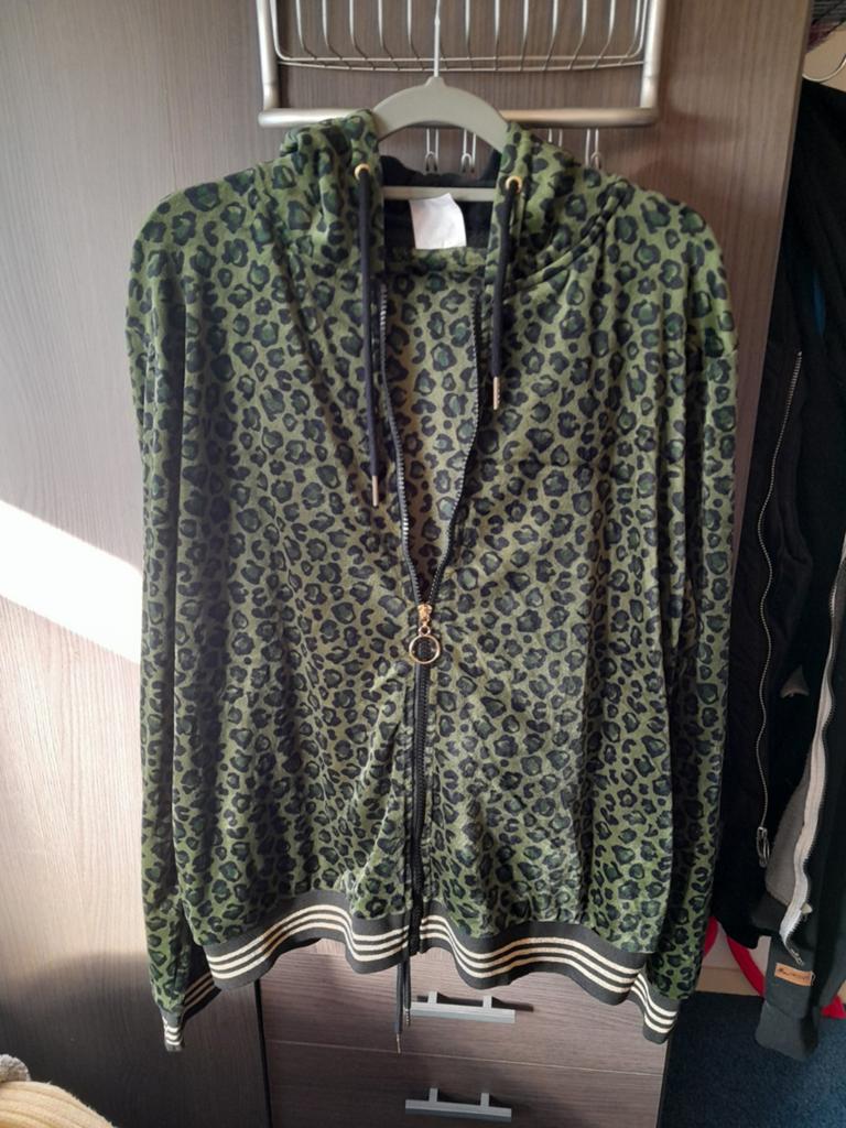 Mooi fluweel huispak ., Kleding | Dames, Ophalen, Zo goed als nieuw, Maat 46/48 (XL) of groter