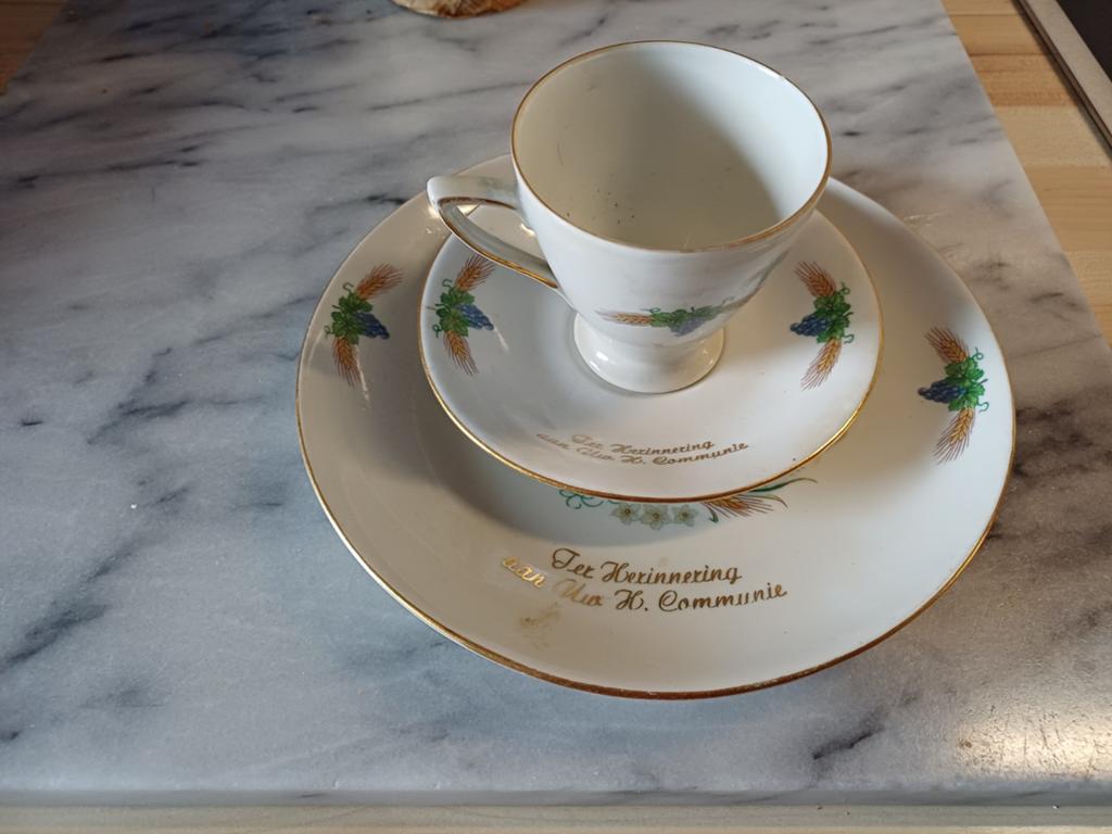 Vintage Communie Servies - Kop, Schotel en Bord, Ophalen of Verzenden