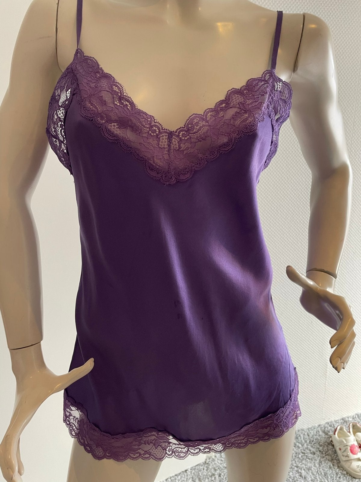 Paarse top met kant maat m, Kleding | Dames, Maat 38/40 (M), ., Paars, Ophalen of Verzenden