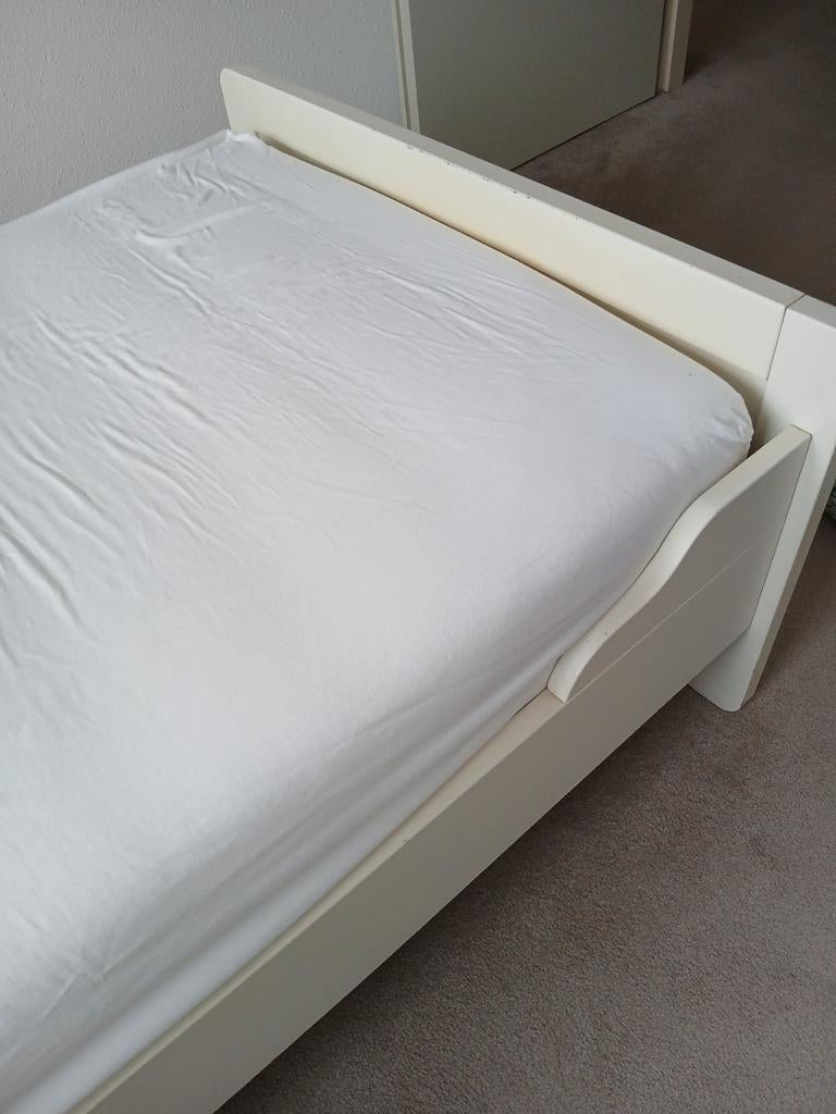 Bed, Huis en Inrichting, Slaapkamer | Bedden, Ophalen, Gebruikt, Eenpersoons, Wit