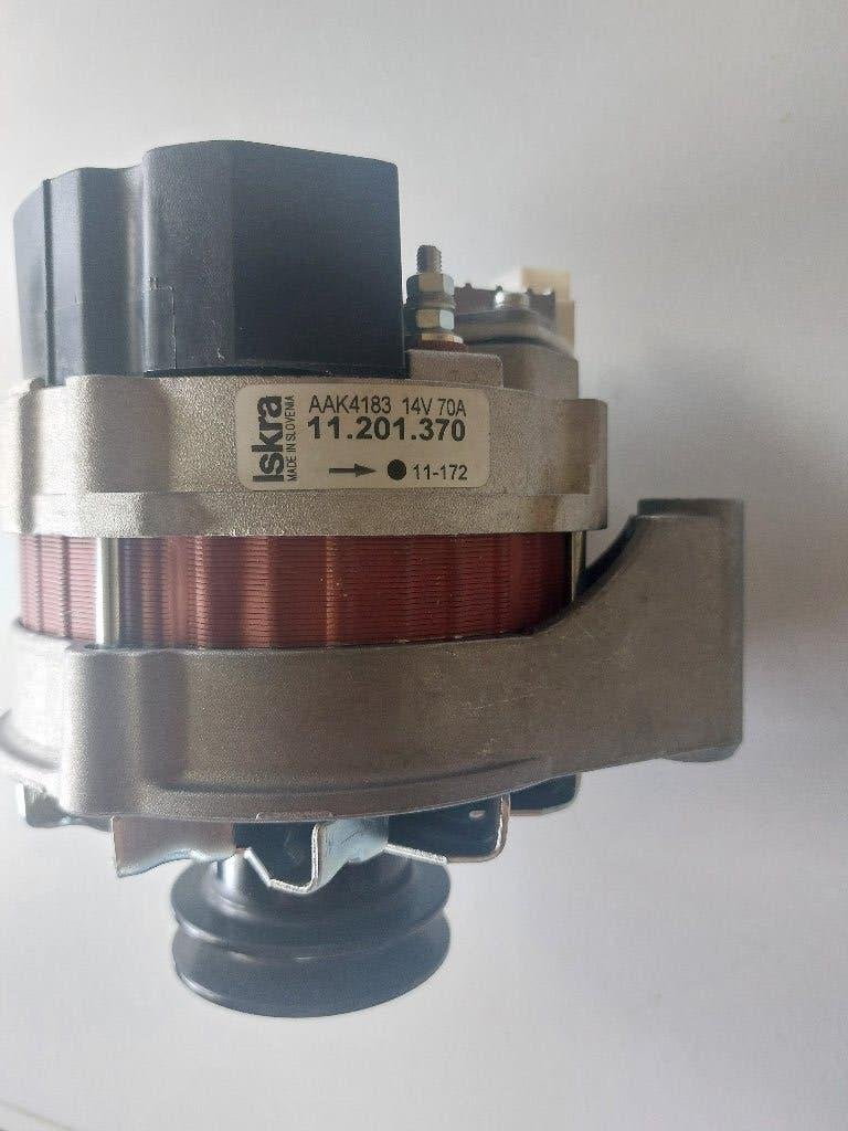 Renault dynamo, Auto-onderdelen, Ophalen of Verzenden, Nieuw, Renault