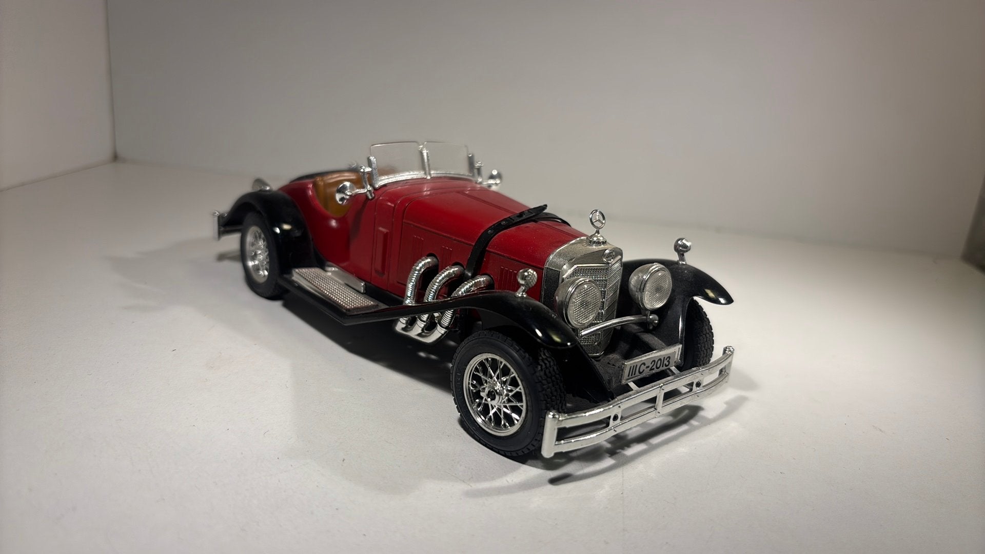 Mercedes ssk bburago 1.24