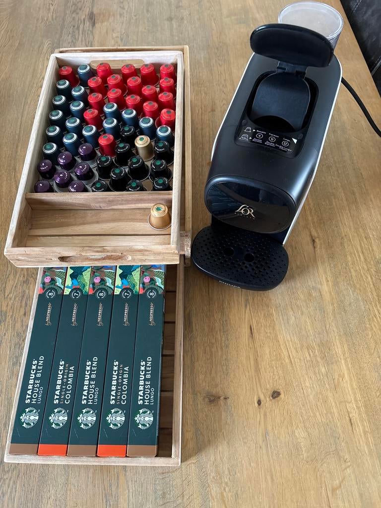 L’OR Barista koffiemachine +102 cups +capsule lade compleet, Ophalen of Verzenden, Koffiemachine
