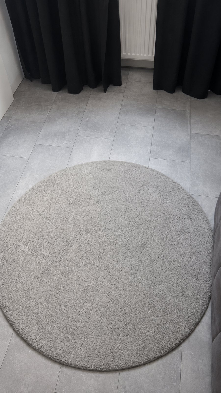 IKEA Stoense Vloerkleed Rond Grijs 130 cm, Gebruikt, 100 tot 150 cm, Rond, Ophalen of Verzenden
