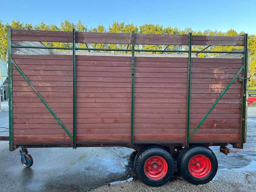 Mooie veewagen, Ophalen