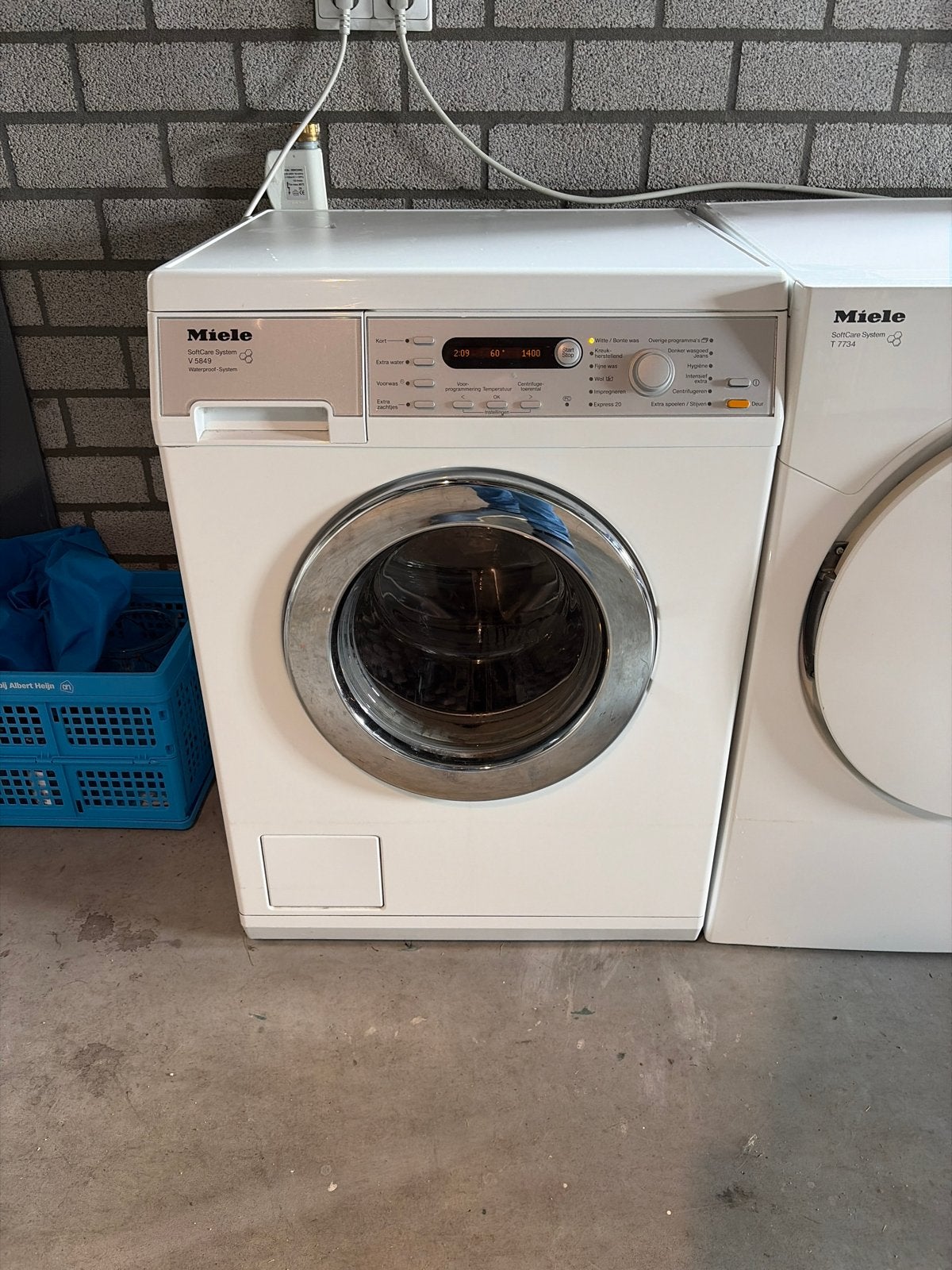 Miele Wasmachine & Droger, 6 tot 8 kg, Ophalen, Gebruikt, 85 tot 90 cm