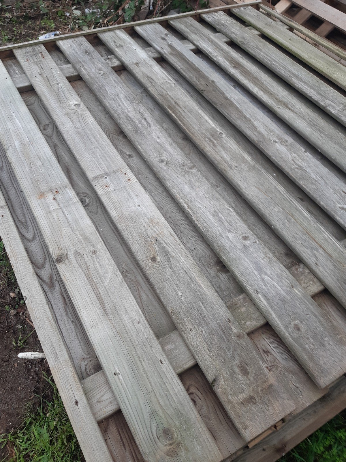 partij gebruikte, geïmpregneerde tuinschermen, 1,80 x 1,80 m, Ophalen, Minder dan 3 meter, Hout, 1 tot 2 meter