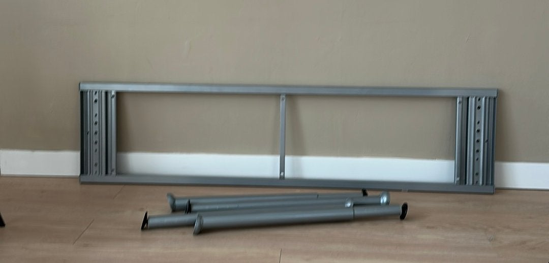 Grijs onderstel voor tafel of bureau van ikea, Ophalen, Gebruikt, Rechthoekig, 50 tot 100 cm