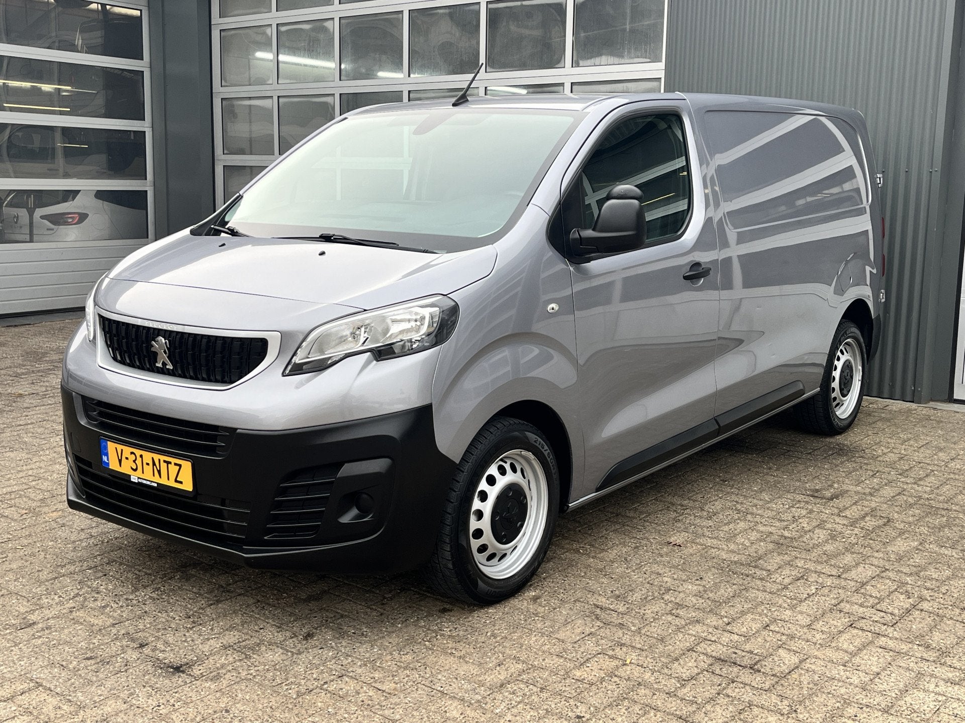 Peugeot Expert 1.5 BlueHDI Marge BTW en BPM vrij! Airco Crui, Auto's, Voorwielaandrijving, Stof, Gebruikt, 4 cilinders