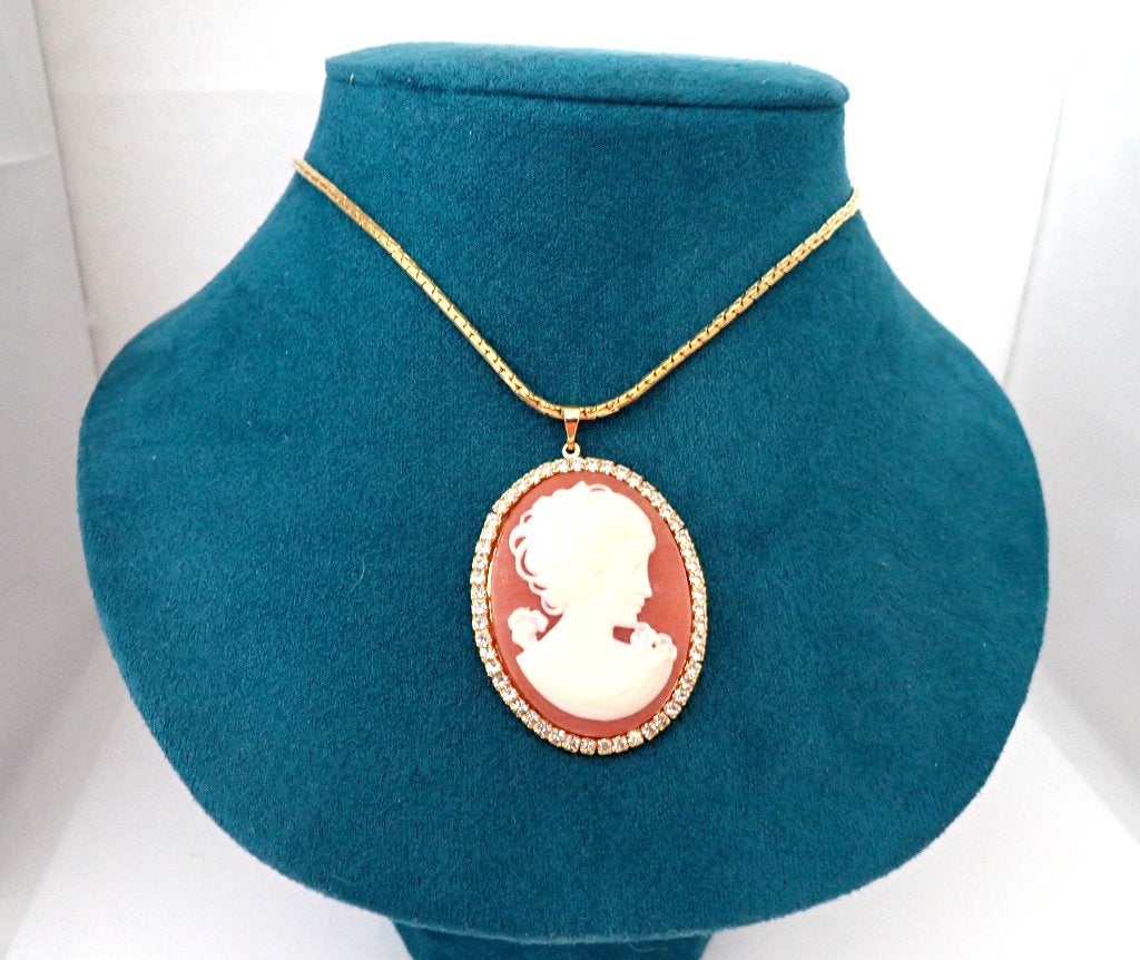 Lange ketting met camee, Overige materialen, Verzenden, Zo goed als nieuw, Goud