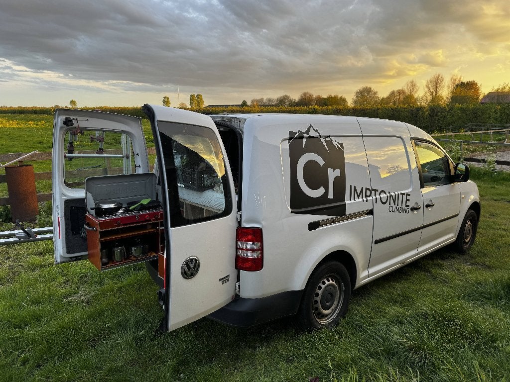 Volkswagen Caddy Maxi BleuMotion  (camper) 1.6 D 75KW 2011, Voorwielaandrijving, Euro 5, Zwart, 4 cilinders