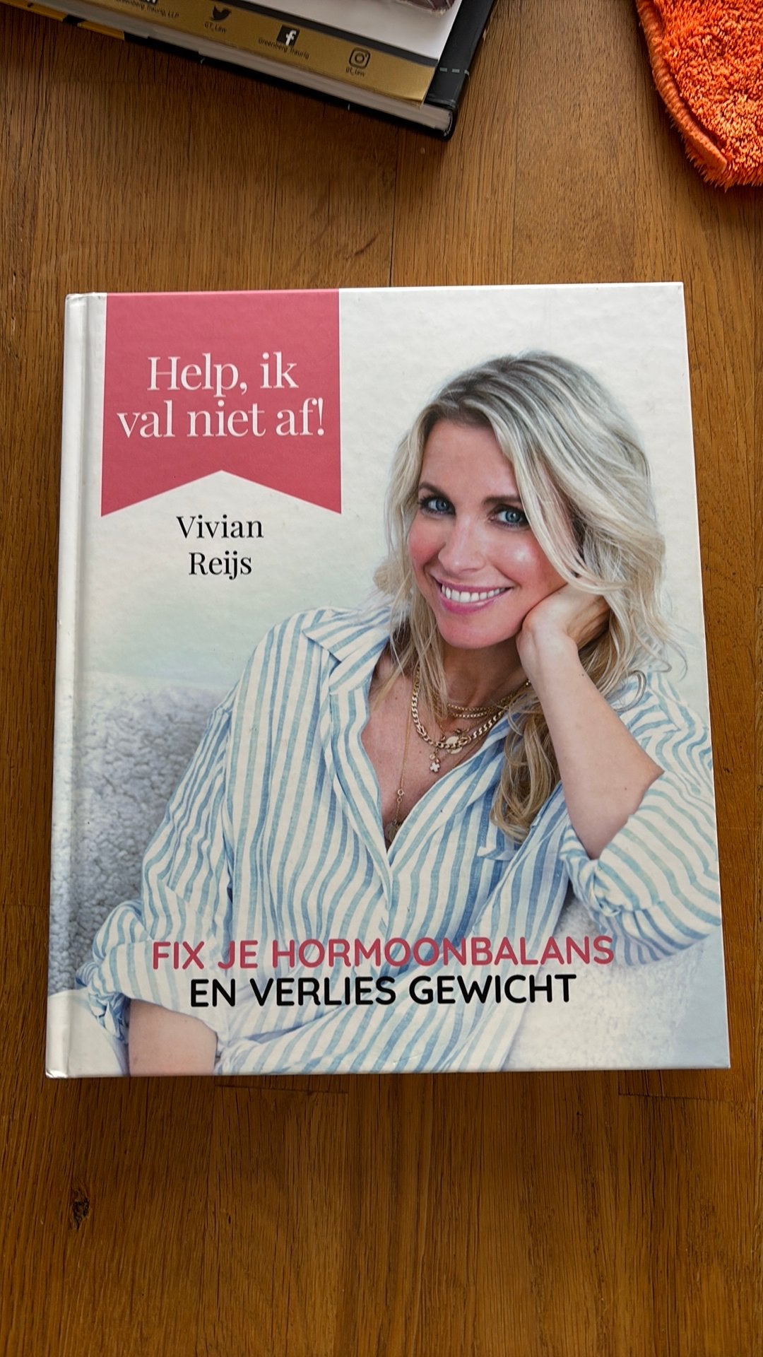 Help in val niet af! Vivian Reijs, Boeken, Ophalen of Verzenden, Zo goed als nieuw