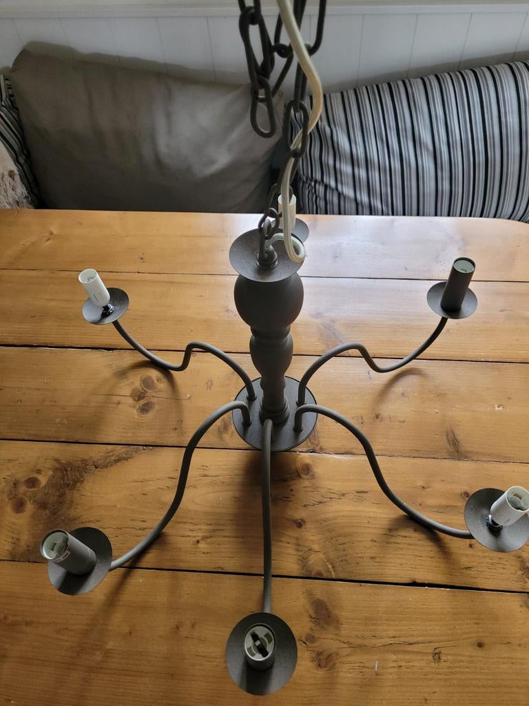 Grijze kroonluchter met 5 armen, Huis en Inrichting, Lampen | Kroonluchters, Ophalen of Verzenden, Gebruikt, Metaal, Klassiek