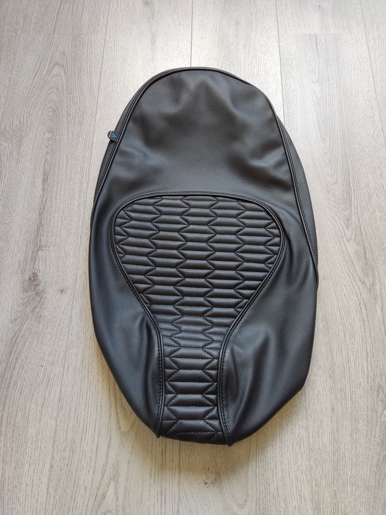 UITVERKOOP! Zadelhoes buddydek Vespa Sprint Primavera zwart, Fietsen en Brommers, Brommeronderdelen | Scooters, Info@jynkx.com