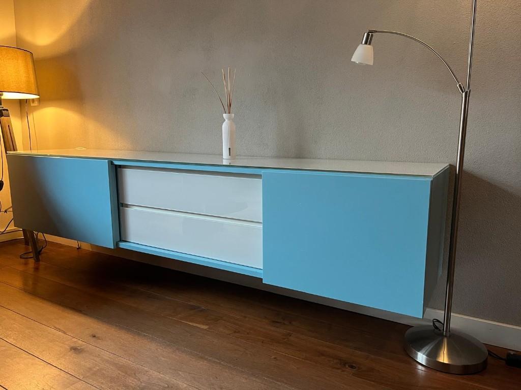 tv kast zwevend 226cm, Ophalen, Glas, Zo goed als nieuw, 200 cm of meer