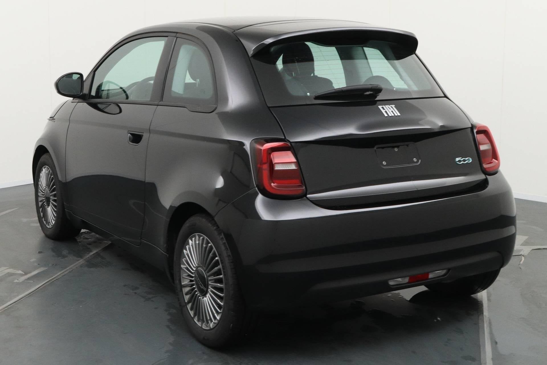 Fiat 500 e Icon 24 kWh | BTW | Nieuw | CarPlay |, Auto's, Fiat, Stof, Gebruikt, Zwart, 95 pk