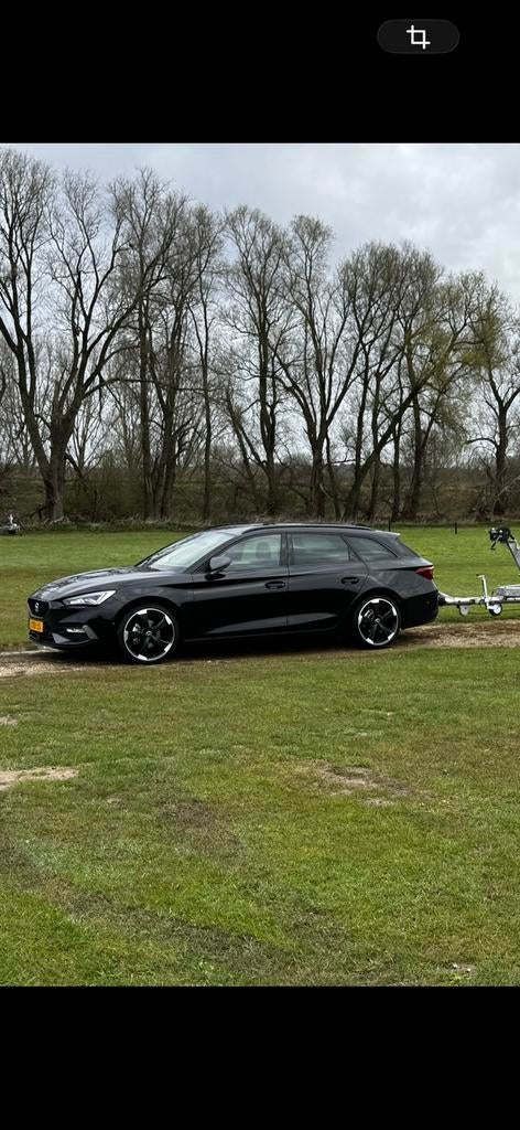 Seat Leon 1.5 Etsi 150pk Dsg-7 2020 Zwart fr, Auto's, 1498 cc, 4 cilinders, 700 kg, Zwart