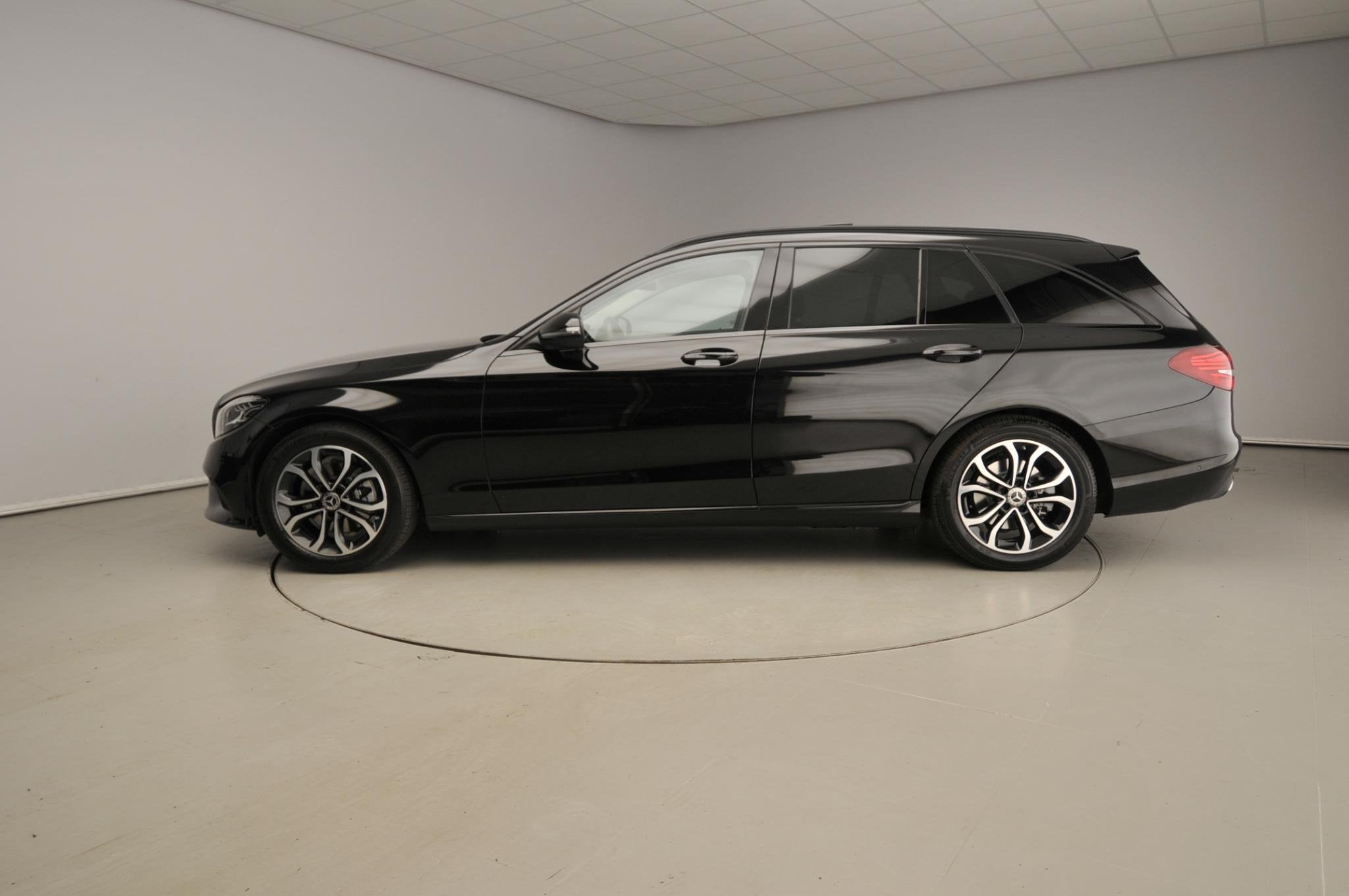 Mercedes-Benz C-klasse Estate 200 Premium Plus Pack | Trekha, Auto's, Automaat, 4 cilinders, 1465 kg, Zwart