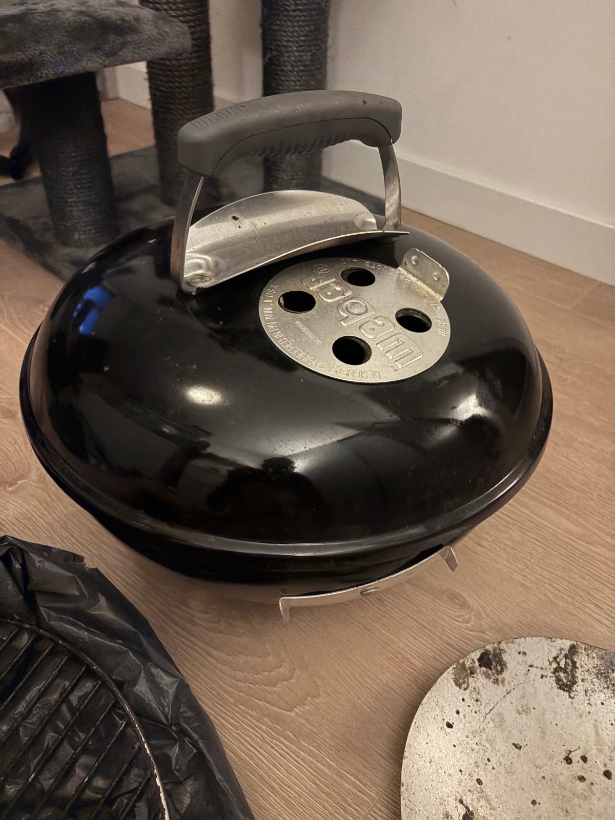 Weber Smokey Joe Premium Houtskoolbarbecue Zwart, Ophalen of Verzenden, Gebruikt
