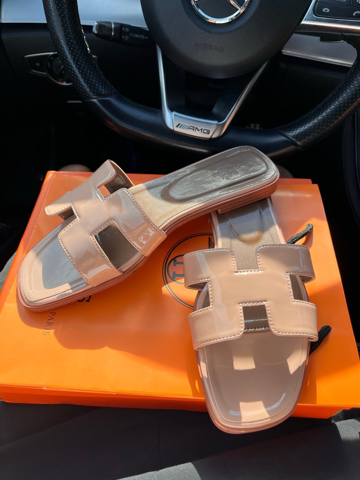 Hermes slides Size 39, Kleding | Heren, Schoenen, Ophalen of Verzenden, Nieuw, Zwart