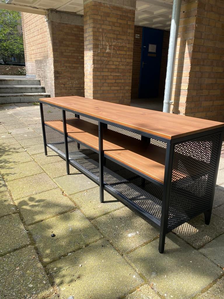DRESSOIR LAAG MODEL, Met deur(en), 100 tot 150 cm, Zo goed als nieuw, Modern