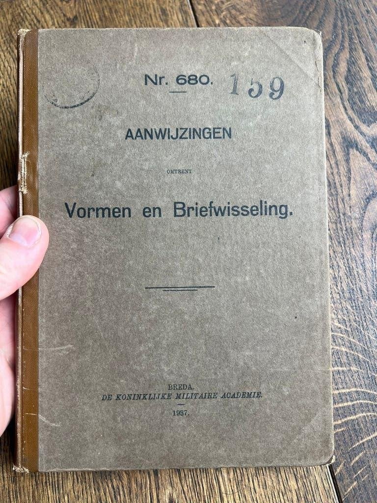 Nederlands mobilisatie voorschrift tenue uniform huzaar etc, Verzamelen, Verzenden, Nederland, Boek of Tijdschrift