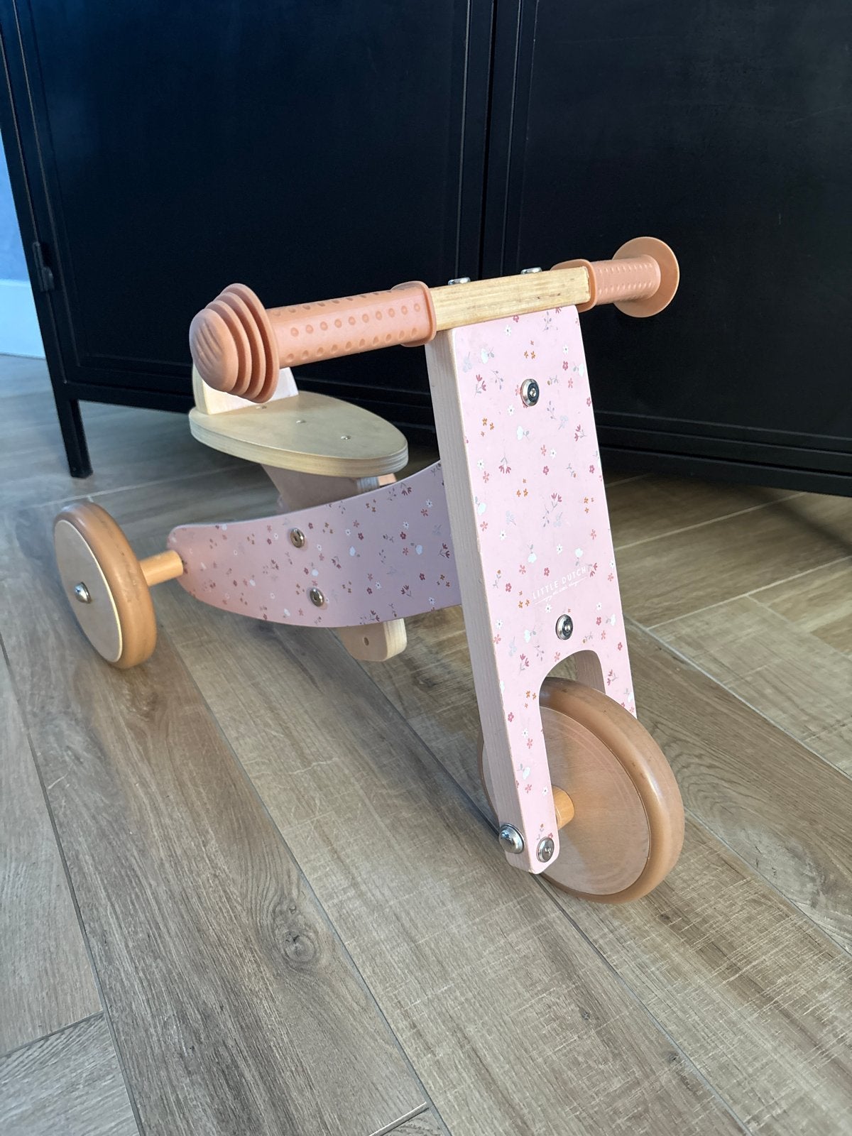 Little dutch Houten loopfietsje roze, Ophalen, Zo goed als nieuw, Loopfiets