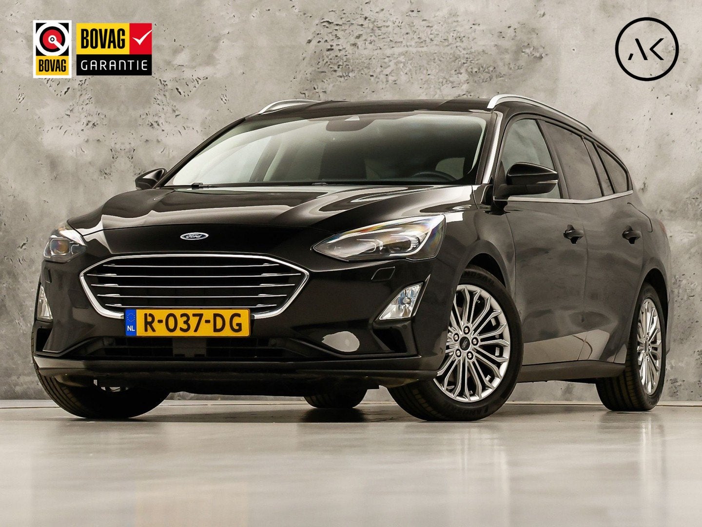 Ford FOCUS Wagon 1.0 EcoBoost Titanium Sport (APPLE CARPLAY,, Gebruikt, Zwart, 1331 kg, 999 cc