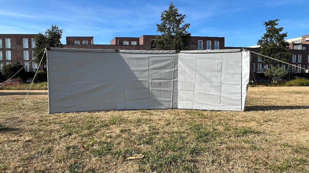 Windscherm van PVC met bovenliggers, kleur Grijs 4,09 meter, Caravans en Kamperen, Ophalen, Zo goed als nieuw