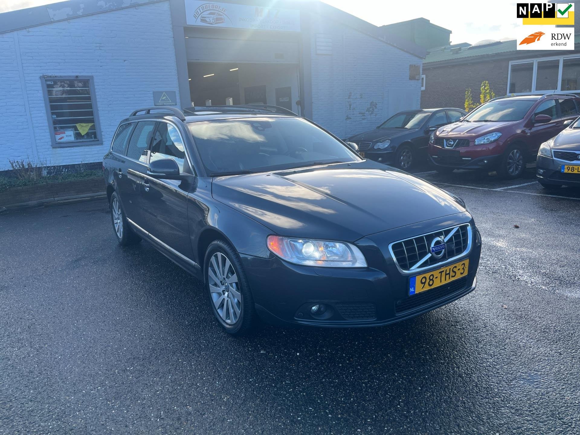 Volvo V70 1.6 T4 Limited Edition BOM VOLL / Cam. V+A / DAKJE, Auto's, Gebruikt, 4 cilinders, Grijs, 1600 kg