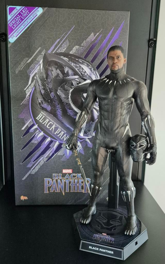 Hot Toys MMS 470, Ophalen of Verzenden, Zo goed als nieuw, Actiefiguur of Pop