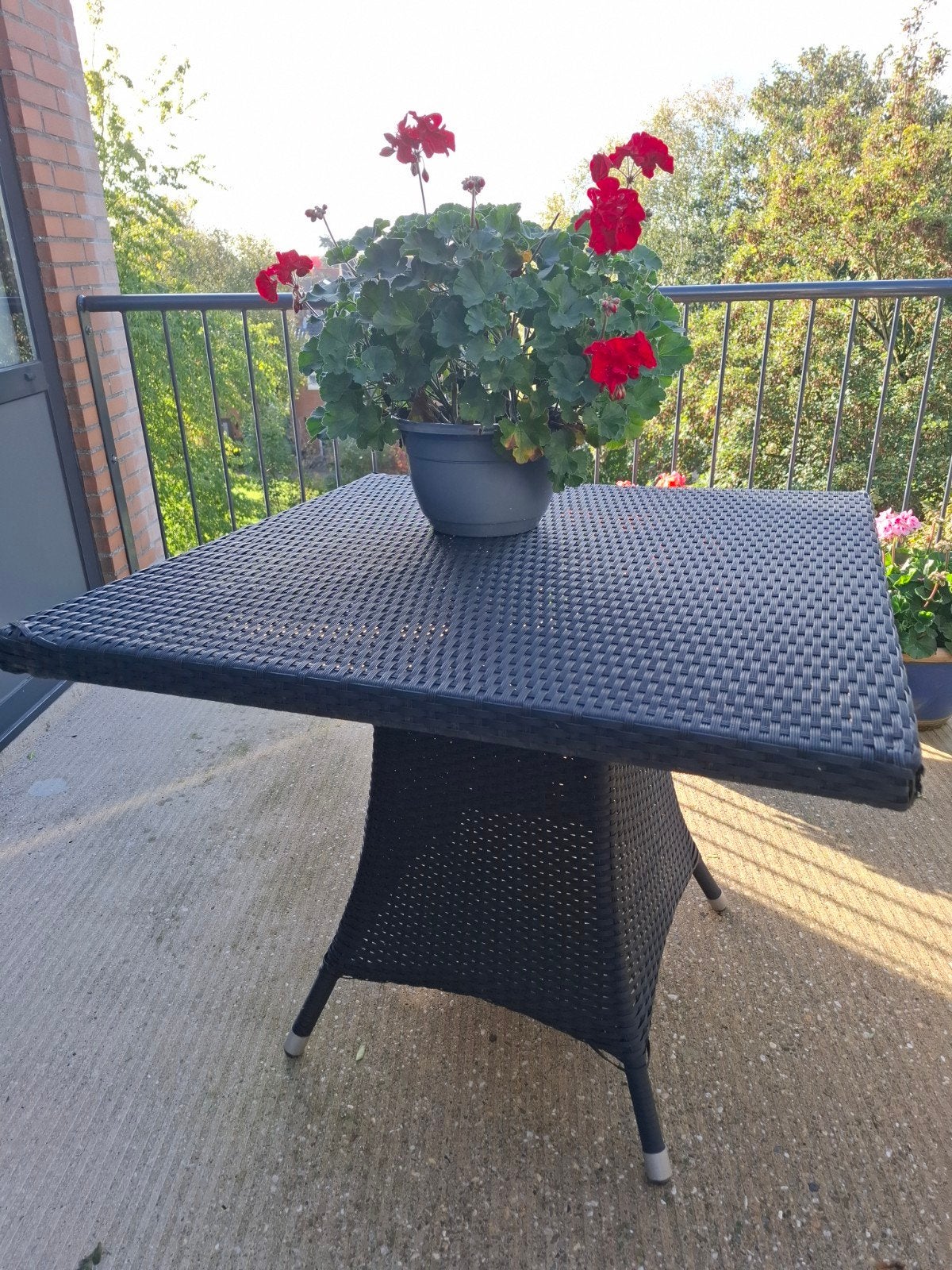 Tuintafel v kunstof, Ophalen, Vierkant, Kunststof